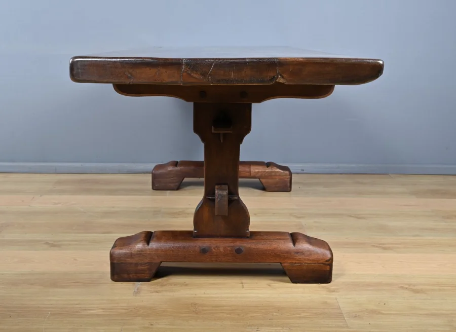 Table de Monastère en Chêne – 1re partie XXe