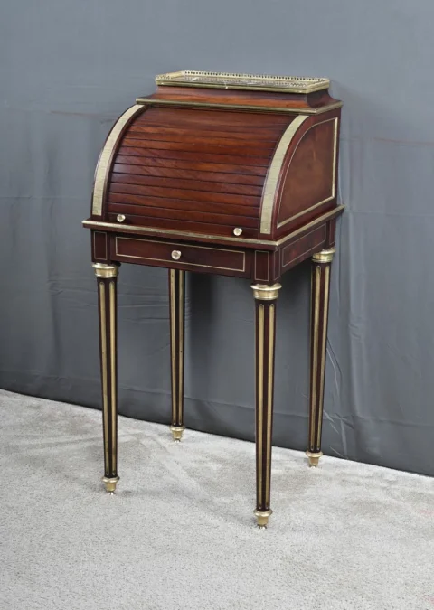 LOUIS XVI STYLE CABINET