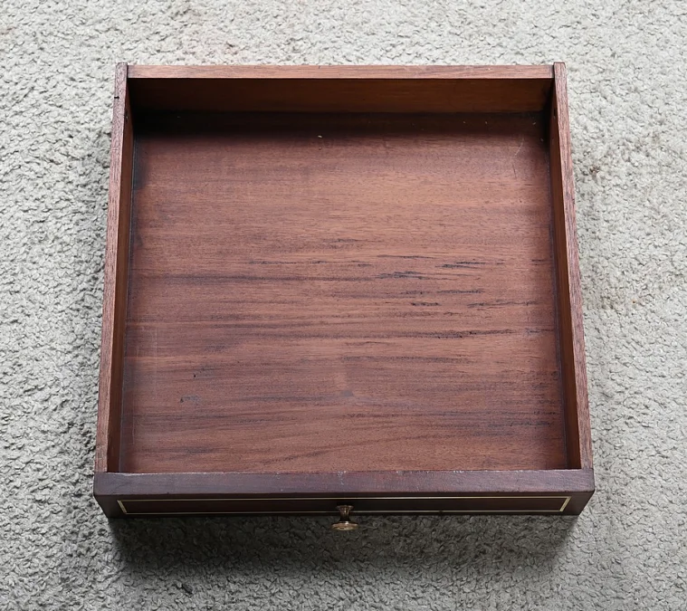 LOUIS XVI STYLE CABINET