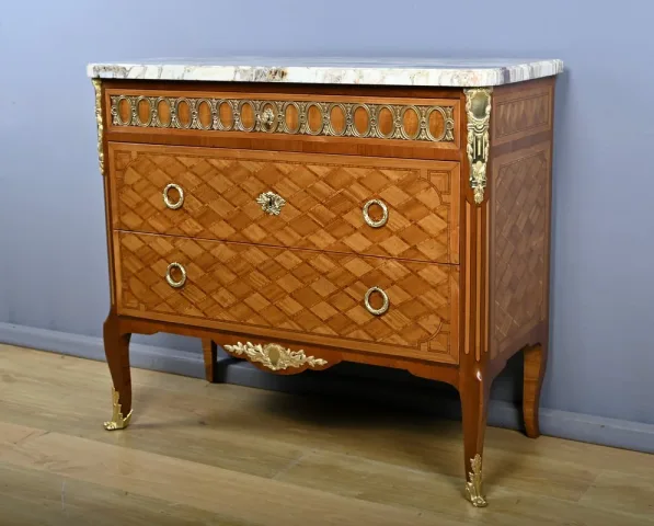 FRENCH TRANSITION STYLE CHEST OF DRAWERS
