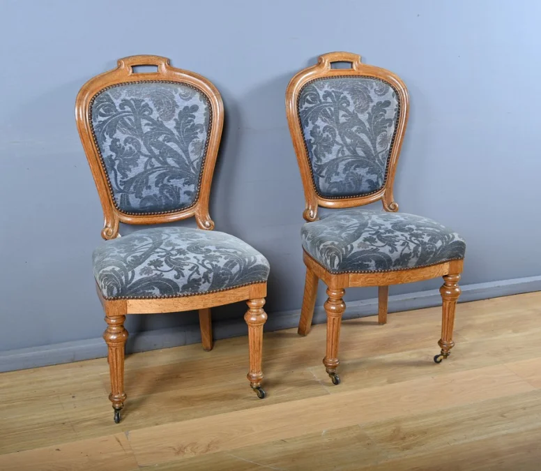 Paire de Chaises en Chêne, style Louis-Philippe – Milieu XXe
