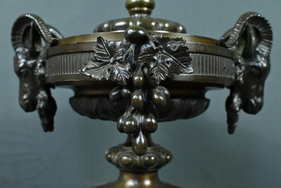 NAPOLEON III PERIOD BRONZE URN