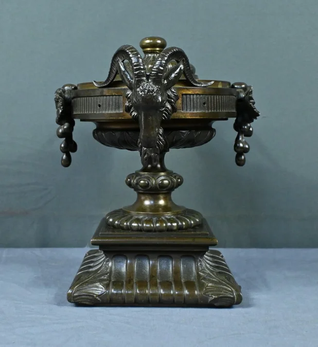 NAPOLEON III PERIOD BRONZE URN