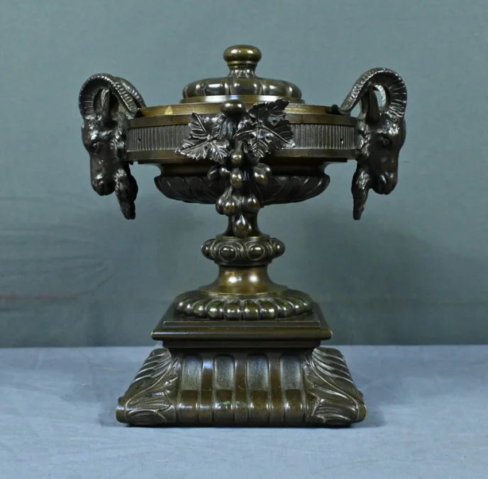 NAPOLEON III PERIOD BRONZE URN