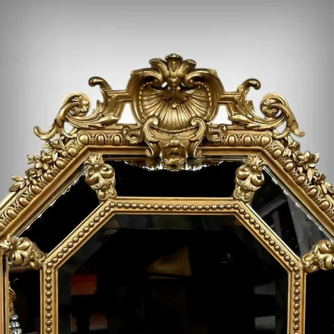 Зеркало в стиле Людовика XV