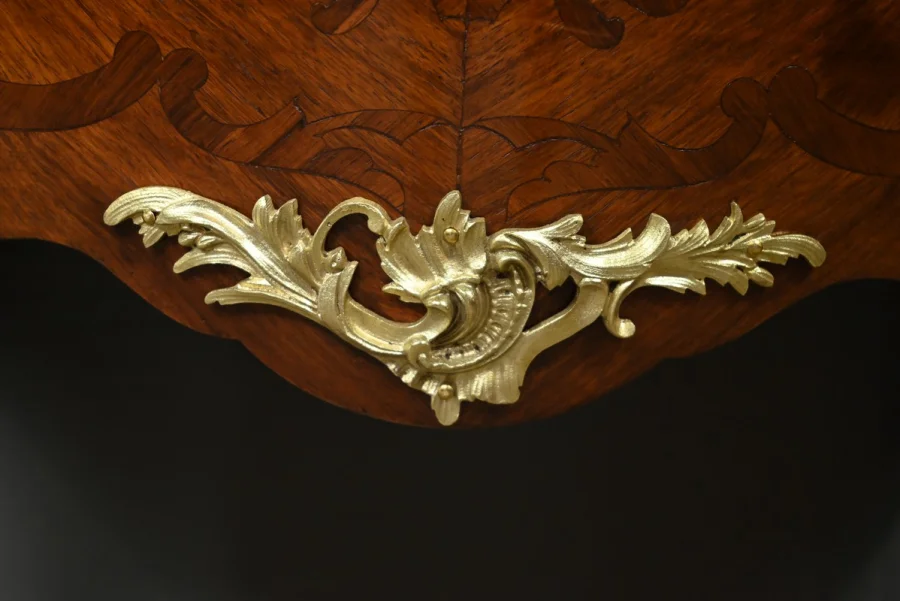 LOUIS XV STYLE CHEST OF DRAWERS