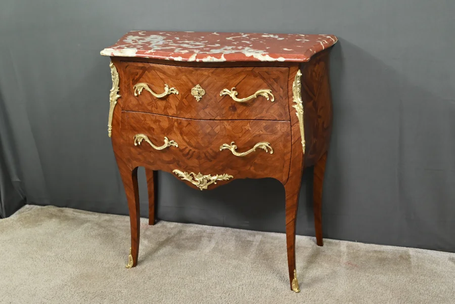 LOUIS XV STYLE CHEST OF DRAWERS