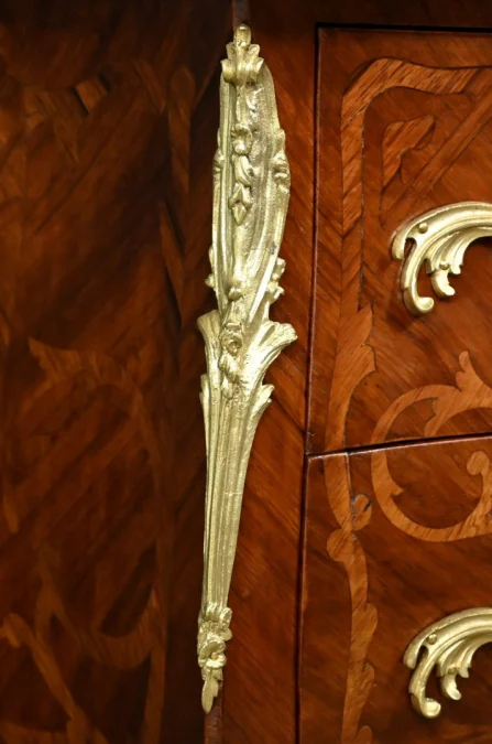 LOUIS XV STYLE CHEST OF DRAWERS