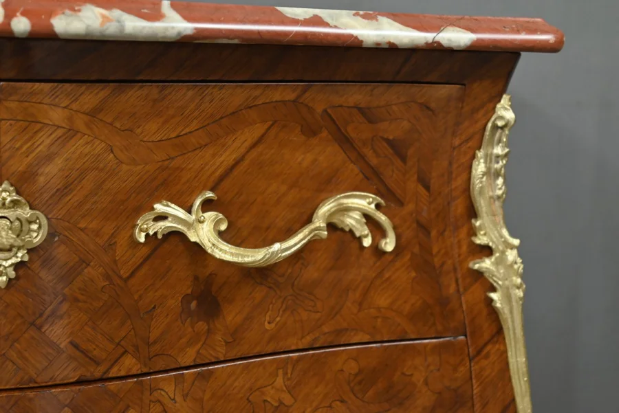 LOUIS XV STYLE CHEST OF DRAWERS