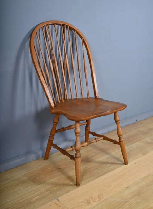 Suite de 4 Chaises Windsor en Hêtre, Angleterre – Début XXe