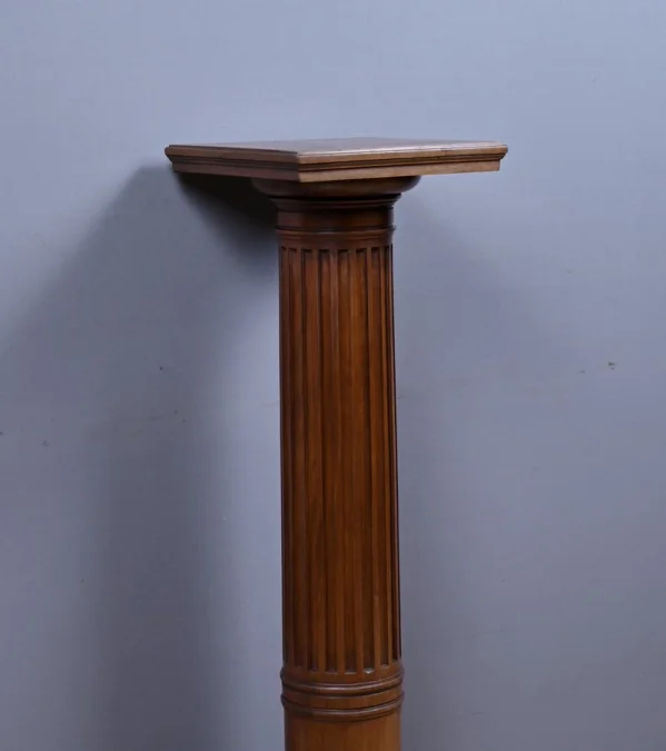 LOUIS XVI STYLE COLUMN