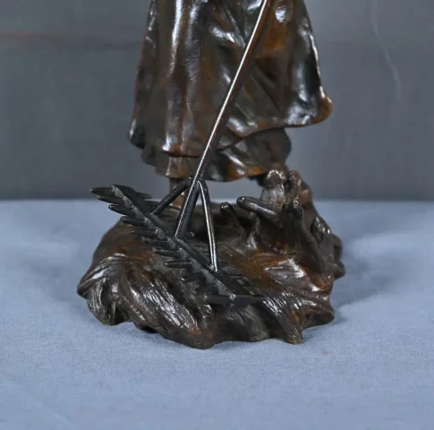 Bronze Bronze « La Faneuse », de Désiré Grisard – 1930
