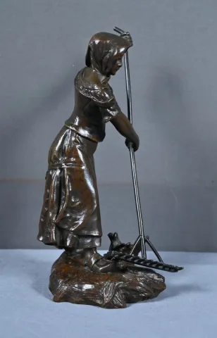 Bronze Bronze « La Faneuse », de Désiré Grisard – 1930