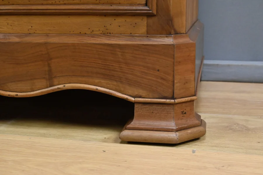 Commode en Noyer, style Louis-Philippe – 1900