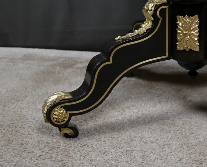 Table Violonnée en Marqueterie Boulle, époque Napoléon III – Milieu XIXe