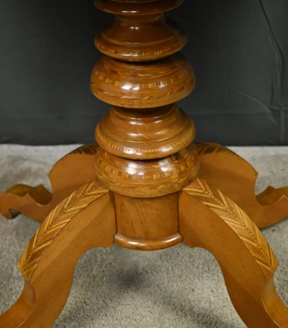 FRENCH RESTAURATION STYLE TABLE