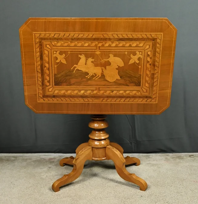 FRENCH RESTAURATION STYLE TABLE
