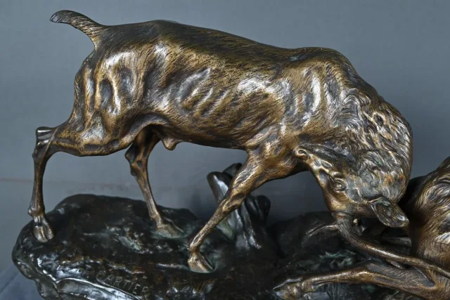 Important Bronze « Le Combat de Cerfs », de T.Cartier – Début XXe
