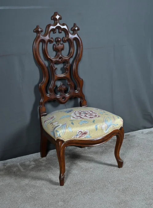 ナポレオン3世時代の看護用椅子