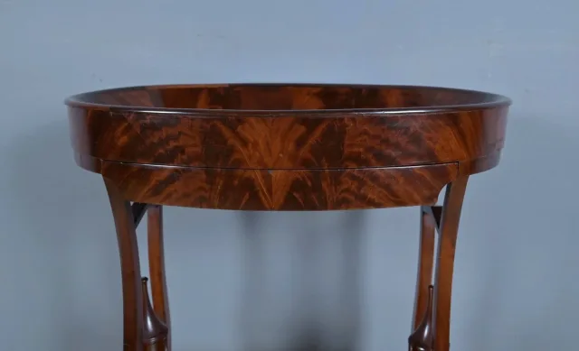 Table Vide-Poche en Ronce d’Acajou, époque Empire – Début XIXe