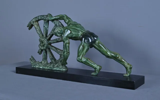 Important Bronze « Allégorie de la Force », Art Déco – 1940