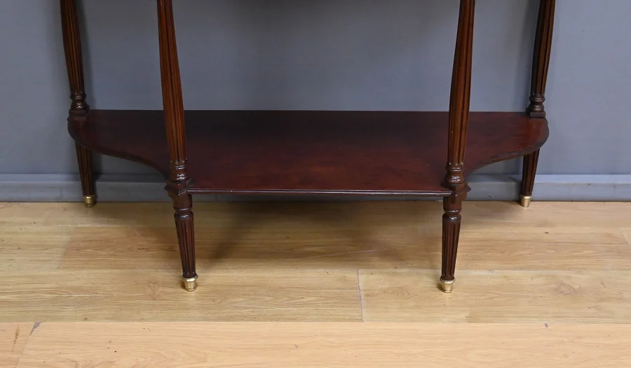 Console en Acajou & Marbre, époque Louis XVI – Fin XVIIIe