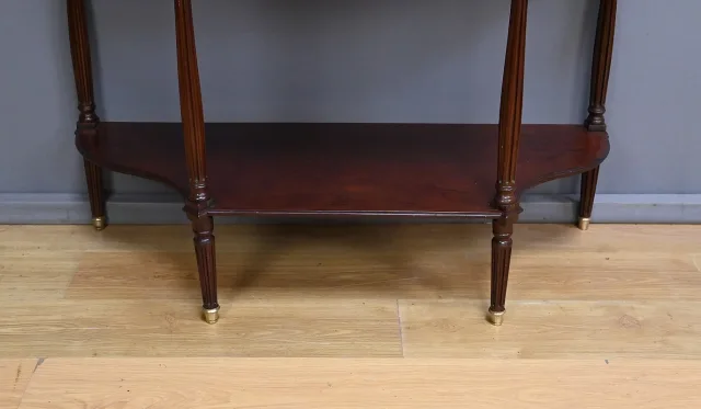 Console en Acajou & Marbre, époque Louis XVI – Fin XVIIIe