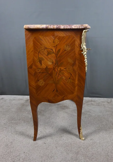 Petite Commode en Marqueterie, style Louis XV – Début XXe