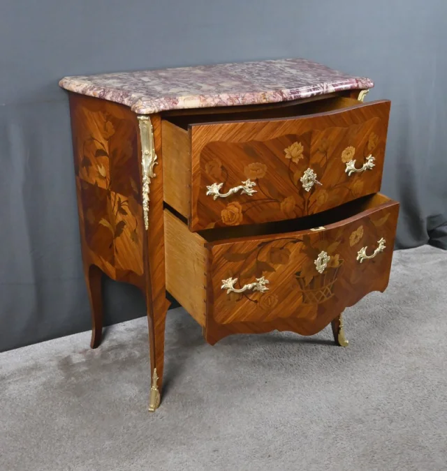 Petite Commode en Marqueterie, style Louis XV – Début XXe