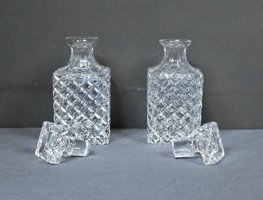 NINETEENTH CENTURY  DECANTER STAND