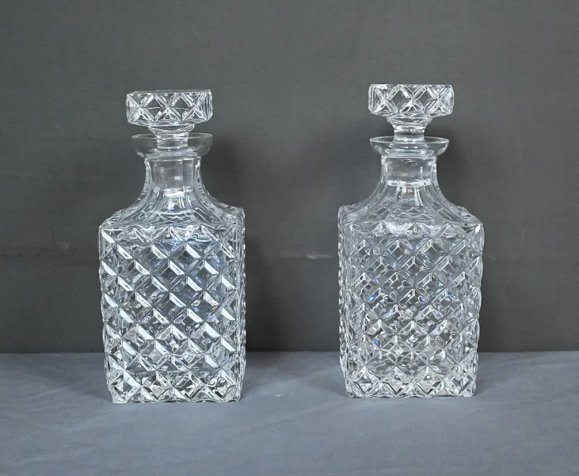 NINETEENTH CENTURY  DECANTER STAND