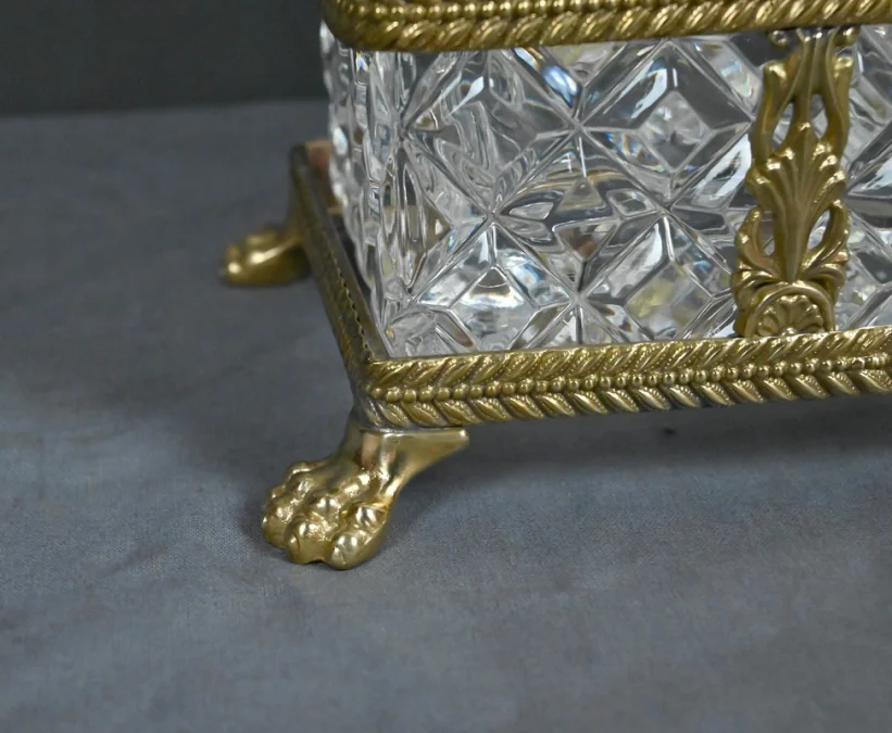 NINETEENTH CENTURY  DECANTER STAND