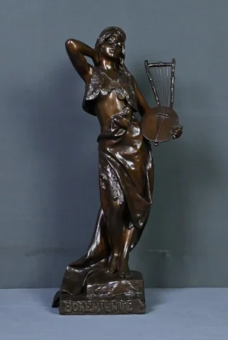 BRONZE STATUETTE signed E. VILLANIS