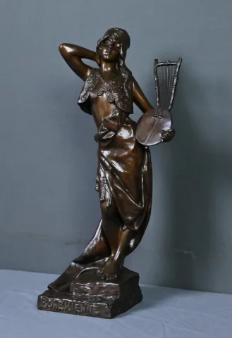BRONZE STATUETTE signed E. VILLANIS