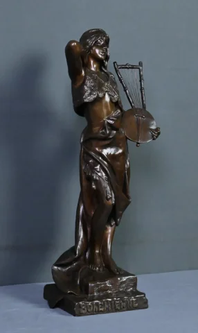 BRONZE STATUETTE signed E. VILLANIS