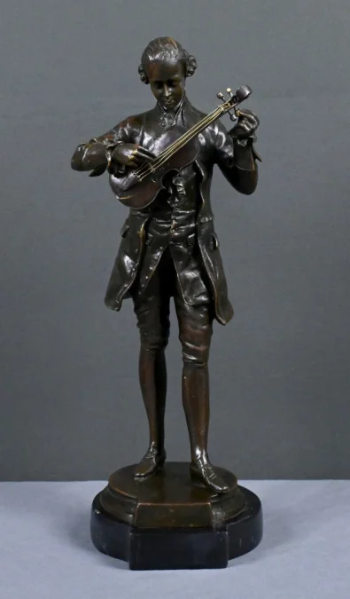Bronze « Mozart accordant son Violon » – XXe