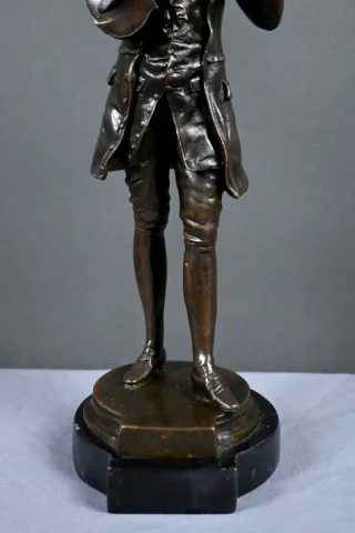 Bronze « Mozart accordant son Violon » – XXe