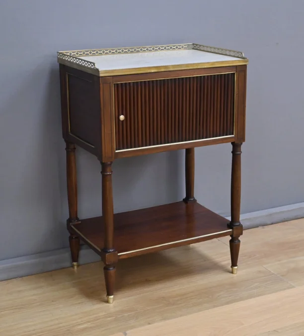 Table de Salon à Rideau en Acajou, style Louis XVI – Milieu XIXe