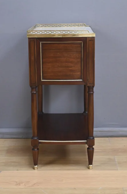 Table de Salon à Rideau en Acajou, style Louis XVI – Milieu XIXe