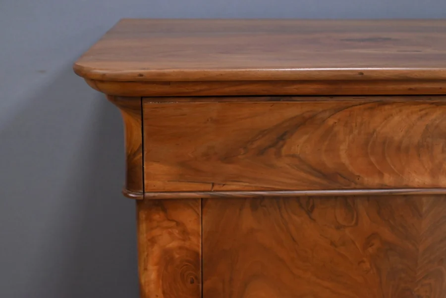 Commode en Ronce de Noyer, époque Restauration – 1ère Partie XIXe