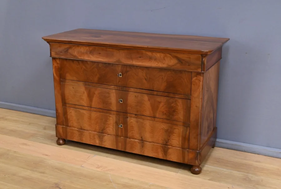 Commode en Ronce de Noyer, époque Restauration – 1ère Partie XIXe