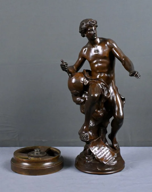 BRONZE SCULTURE サイン入り E. ピコー