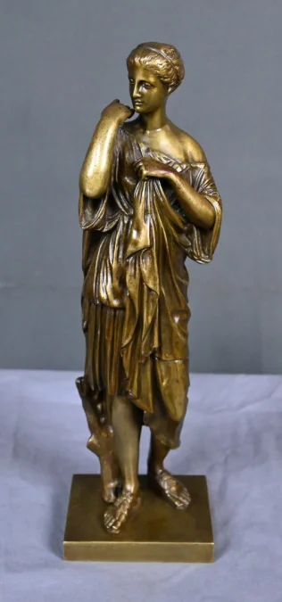 Bronze « Diane de Gabies », d’après Praxitèle, signé Raingo Frères – 2ème partie XIXe
