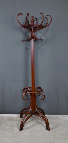Garderobenständer im Thonet-Stil