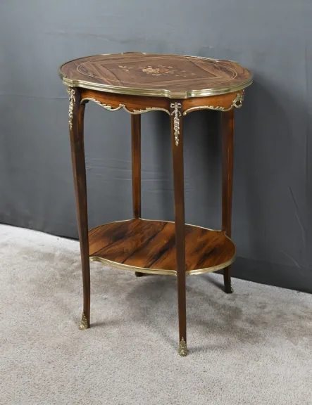 TAFEL IN FRANSE TRANSITIESTIJL