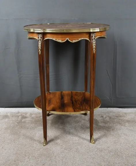 TAFEL IN FRANSE TRANSITIESTIJL
