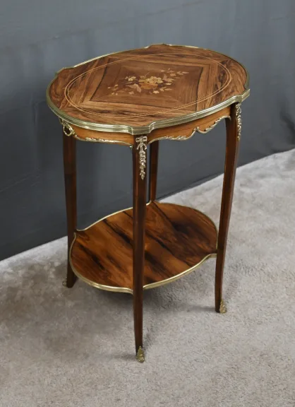TAFEL IN FRANSE TRANSITIESTIJL