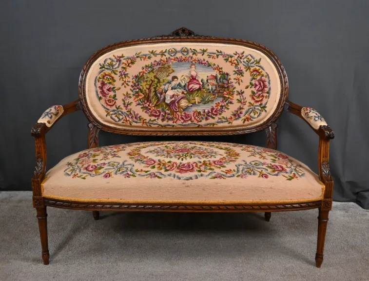 Sofa im Stil Louis XVI.