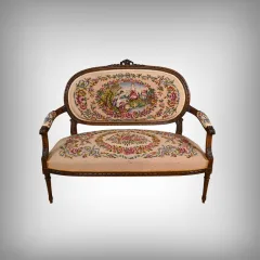 Sofa im Stil Louis XVI.