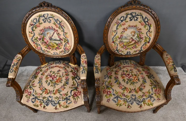 Sessel im Stil Louis XVI.